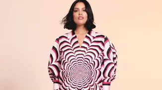 Η συνεργασία της Mary Katrantzou με τη Marina Rinaldi για τη συλλογή SS24