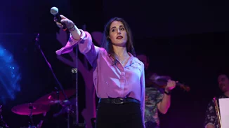 Παυλίνα Βουλγαράκη | "Κόντρα σε όλους μαζί σου"