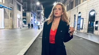 Η Βάσω Λασκαράκη με ένα stylish business ready σύνολο που θα φορέσεις και το βράδυ