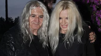 Νίκος Καρβέλας και Αννίτα Πάνια στην πρεμιέρα της Άννας Βίσση