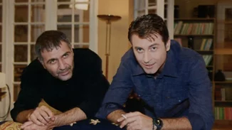 Εβελίνα Παπούλια | Αποχαιρετά τον Αίαντα Μανθόπουλο