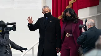 Barack Obama | Μοιράστηκε μία αδημοσίευτη οικογενειακή φωτογραφία για τον Άγιο Βαλεντίνο