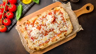 Η πιο υγιεινή πίτσα που έχεις δοκιμάσει | Χωρίς ζύμη με τυρί λίγων λιπαρών