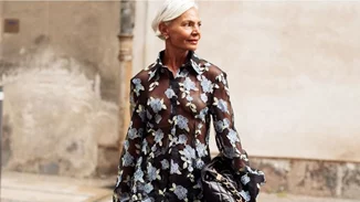 Τα εμπριμέ είναι τα πουκάμισα που ξεχωρίζουν για τη φετινή άνοιξη