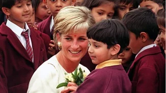 Πριγκίπισσα Diana | Το φλοράλ άρωμα που είχε πάντα στο μπουντουάρ της