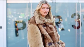5 looks που θα σε πείσουν πως μία faux γούνα είναι το ιδανικό πανωφόρι για τον χειμώνα