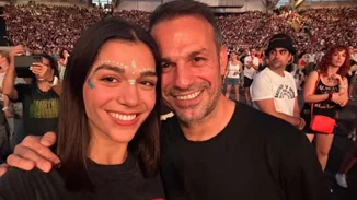 Μελίνα Νικολαΐδη | Μαζί με τον Ντέμη Νικολαΐδη και τη σύντροφό του στους Coldplay