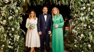 Η διάσημη κουμπάρα της Μαίρης Κατράντζου