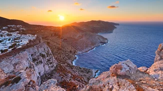 Φολέγανδρος | Εντοπίστηκε ζωντανός ο φίλος της 26χρονης - Απειλεί να αυτοκτονήσει