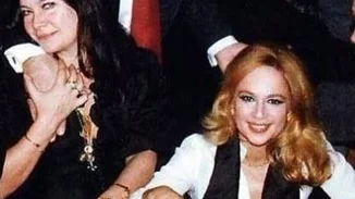 Αλίκη Βουγιουκλάκη | Το ρεβεγιόν που είχε κάνει στο σπίτι της στη Στησιχόρου- Ήταν η τέλεια οικοδέσποινα