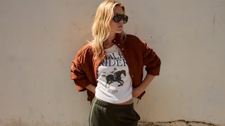 Βρήκαμε τα casual sport κομμάτια από τη Stradivarius που θα φορέσεις το φθινόπωρο