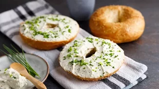 Τα καλύτερα τυριά για δίαιτα, σύμφωνα με την Ελένη Πετρουλάκη