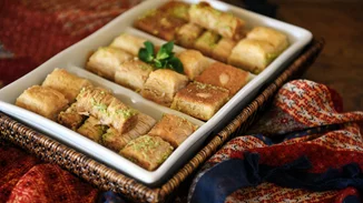 Εορτολόγιο: Ποιοι γιορτάζουν σήμερα, 5 Σεπτεμβρίου