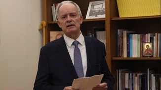 Νέος Πρόεδρος της Δημοκρατίας ο Κωνσταντίνος Τασούλας - Εξελέγη με 160 ψήφους (βίντεο)