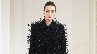 Pencil φούστα | Πώς θα φορέσεις το σύμβολο δυναμικής θηλυκότητας που πρωταγωνιστεί στις τάσεις της μόδας