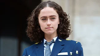 Ella Emhoff | Ο ρόλος που θα παίξει η θετή κόρη της Kamala Harris στον προεκλογικό της αγώνα