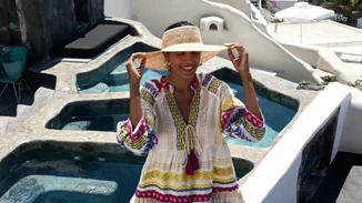 Εμείς βρήκαμε τα τέλεια καφτάνια που θα φοράμε όλο το καλοκαίρι