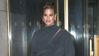 Ashley Graham | Οι τρυφερές φωτογραφίες της λίγο πριν γεννήσει τα δίδυμα παιδιά της