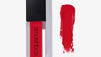 Το κόκκινο κραγιόν που θα κάνει το δόντια σου να δείχνουν κατάλευκα