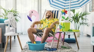 "Staycation" -Ένας glossy όρος για μια ζοφερή πραγματικότητα | Το γεγονός πως δεν μπορούμε πια να πάμε διακοπές
