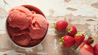 Δροσερό και υγιεινό | Βρήκαμε το απόλυτο επιδόρπιο του καλοκαιριού