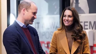 Η Kate Middleton "έσπασε" το πρωτόκολλο στο ταξίδι της στην Σκοτία μ' αυτή την προσθήκη στην εμφάνισή της