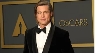 " "Γιατί είσαι τόσο όμορφος;" "O μπαμπάς μου έλεγε τον καιρό""