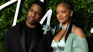 Rihanna | Πώς νιώθει για την εγκυμοσύνη και τις αλλαγές στο σώμα της