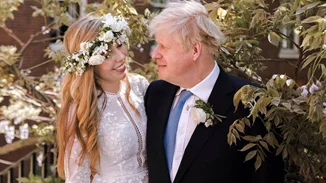 Ο Boris Johnson κάνει διακοπές στην Ελλάδα | Ποιο νησί επέλεξε για την οικογένειά του