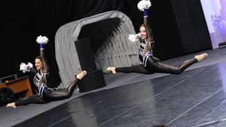 Τσιρλίντινγκ: Από τη σκιά στα παγκάκια, στη δυναμική αθλητική πρόκληση