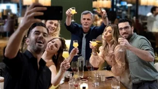 Aide-mémoire | "Ο πρώτος από εμάς" δείχνει τον δρόμο για την pop τηλεόραση του σήμερα