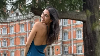 Μελίνα Νικολαΐδη | Αυτό είναι το φόρεμα που επέλεξε για την ορκωμοσία της - Κολακεύει τέλεια τη σιλουέτα