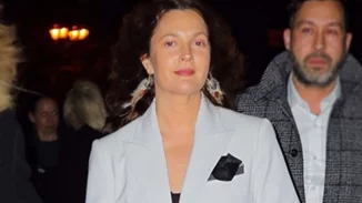 H Drew Barrymore δεν νιώθει έτοιμη να δει τα μαλλιά της να ασπρίζουν