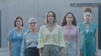 Καρκίνος του μαστού | Γυναίκες τραγουδούν για όλες τις γυναίκες και δίνουν το πιο συγκινητικό και δυνατό μήνυμα