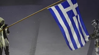 Ολυμπιακοί Αγώνες 2024 | Η ελληνική σημαία και η Νίκη της Σαμοθράκης στην τελετή λήξης στο Παρίσι [βίντεο]