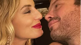 Ελεονώρα Μελέτη | Οι ευχές στον Θοδωρή Μαροσούλη για τα γενέθλιά του και η τούρτα - υπερπαραγωγή