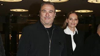 Full in love | Τα παθιασμένα φιλιά του Αντώνη Ρέμου στην Υβόννη Μπόσνιακ