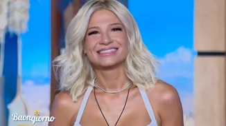 Η Φαίη Σκορδά έκανε πρεμιέρα στο Mega: "Έχουμε πολλά να πούμε και πολλά να σας πω"