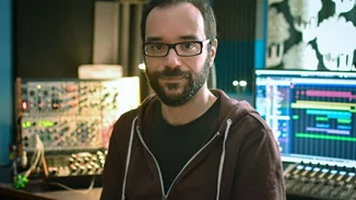 Αυτός είναι ο πιο δημοφιλής νέος Έλληνας συνθέτης παγκοσμίως, σύμφωνα με το Spotify