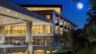 Ανοιχτό μέχρι τα μεσάνυχτα το Μουσείο Ακρόπολης για την Πανσέληνο του Αυγούστου