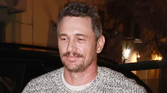 James Franco | Η εμφάνιση στην Αθήνα για την έκθεση με την υπογραφή του