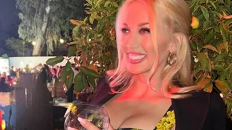 Κωνσταντίνα Σπυροπούλου | Το girly σύνολο που φόρεσε σε gourmet εστιατόριο για θαλασσινά