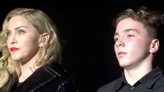 Madonna | Η τρυφερή φωτογραφία με τον 21 ετών γιο της, Rocco