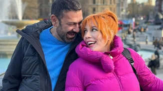 Σμαράγδα Καρύδη | Reunion με τον Μιχάλη Μαρίνο στο Λονδίνο - Ποιες άλλες διάσημες ηθοποιοί ήταν μαζί τους