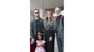 Chet Hanks | Ο γιος του Tom Hanks δεν πιστεύει στον κορονοϊό - Το επικό ξέσπασμά του για τα εμβόλια