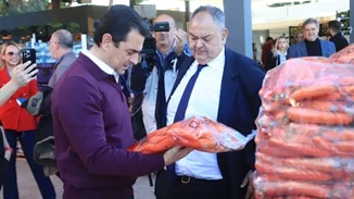 Κώστας Σκρέκας | Τα Χριστούγεννα είναι περίοδος αλληλεγγύης και ανθρωπιάς