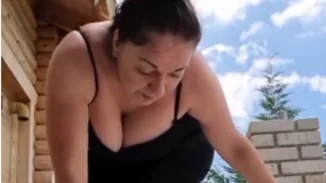 Σοφία Μουτίδου | Κάνει twerking και γίνεται viral