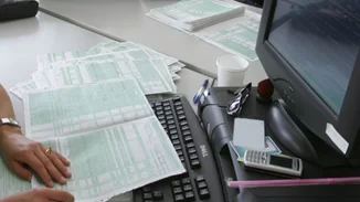 Οι 12 υποχρεώσεις των φορολογουμένων πριν φύγει το 2024