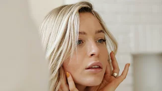 Ανακαλύψαμε την ιδανική κρέμα ματιών για εξαιρετικά φωτεινό βλέμμα