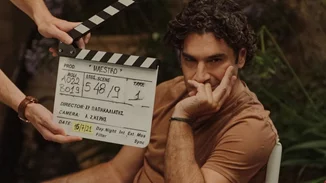 Nάρα Παπακαλιάτη | Η καλλονή αδερφή του Χριστόφορου Παπακαλιάτη και τα συγκλονιστικά γαλάζια μάτια της